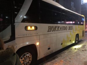 【札幌〜函館間の安い移動方法】夜行バス・函館ニュースター号に乗った感想|距離・時間・乗り心地・メリット・デメリットなどについて
